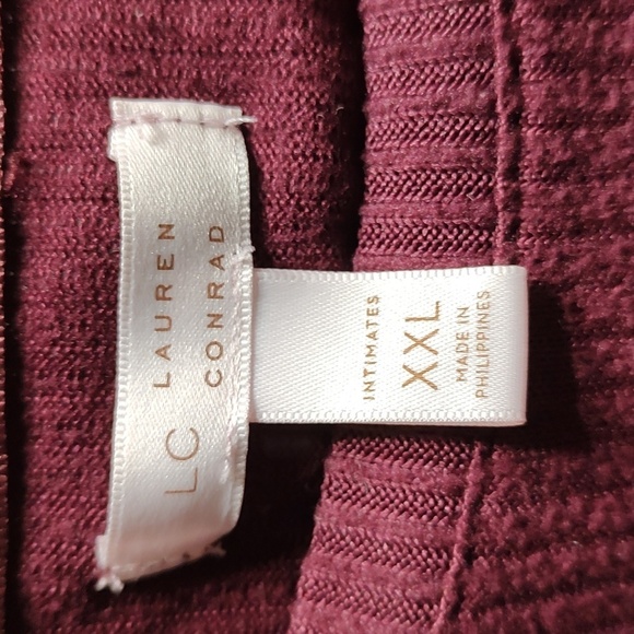 Lauren Conrad Burgundy Sweater Size XXL - Picture 3 of 4